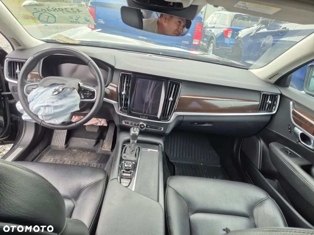 Volvo S90 T5 Momentum - 15