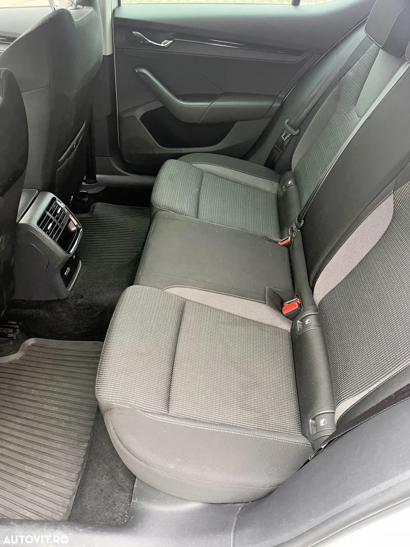 Skoda Octavia 2.0 TDI Ambition - 21