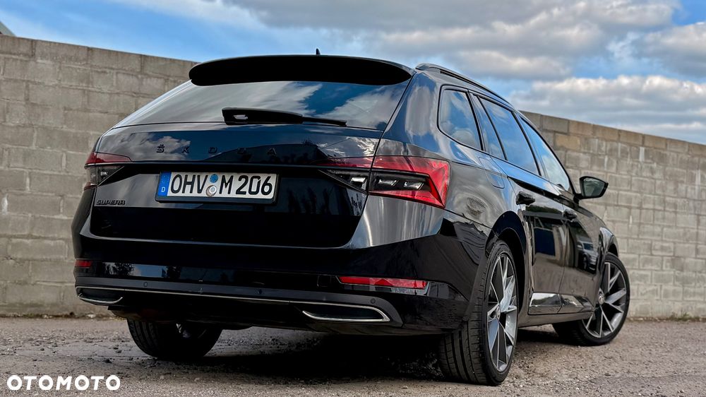 Skoda Superb 2.0 TDI DSG Sportline - 14
