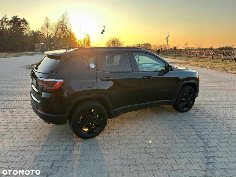 Jeep Compass - 10
