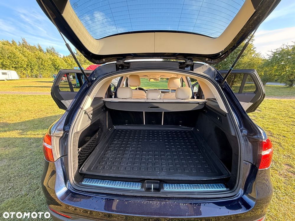 Mercedes-Benz GLC 250 4-Matic - 32