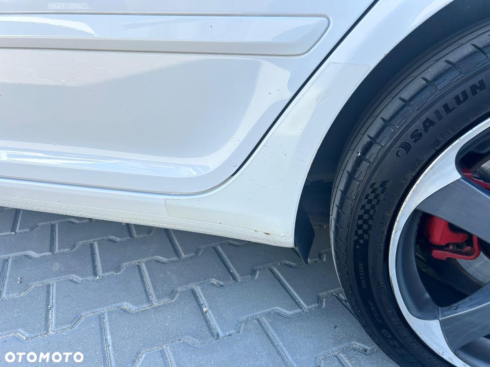 Skoda Octavia 2.0 TDI RS - 36