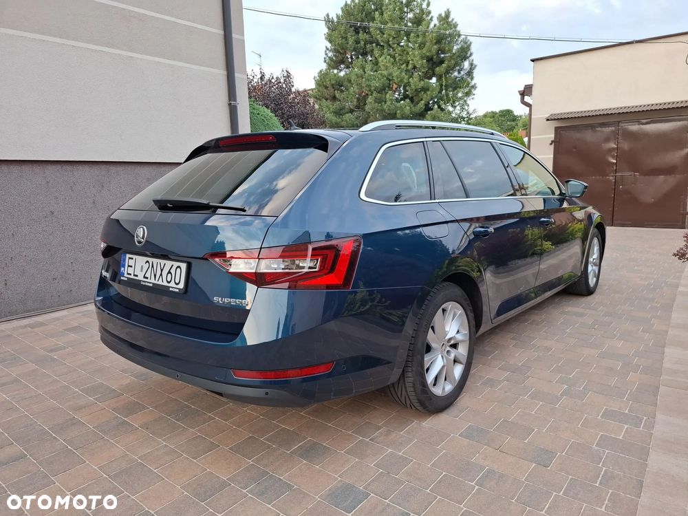 Skoda Superb 2.0 TDI DSG Style - 18