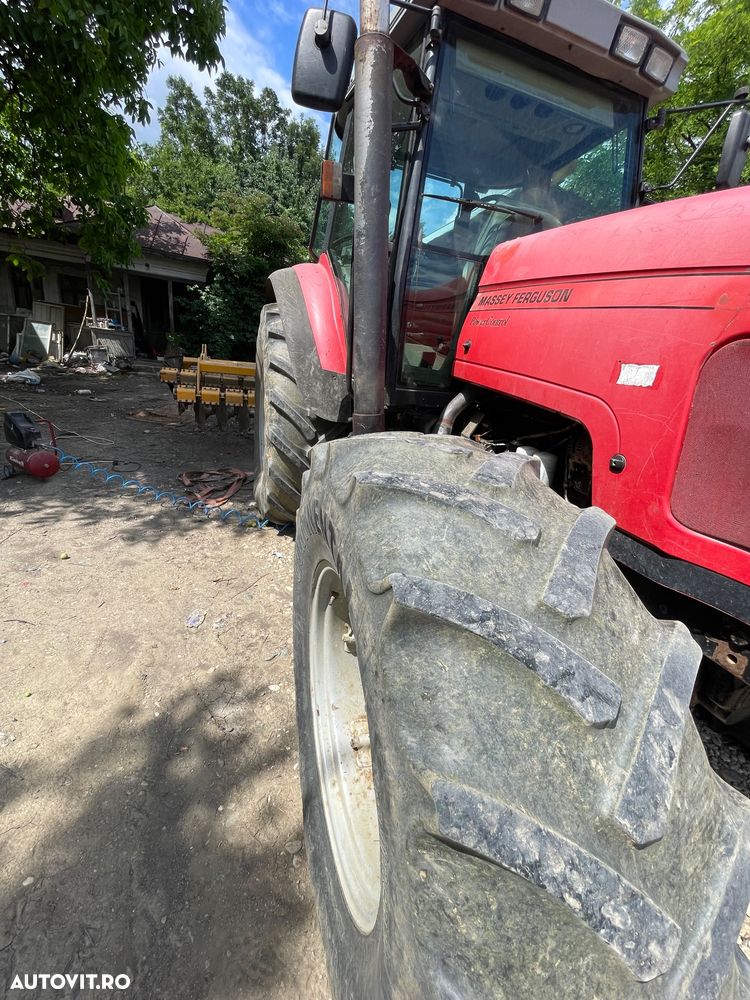 Massey Ferguson 8220 - 16