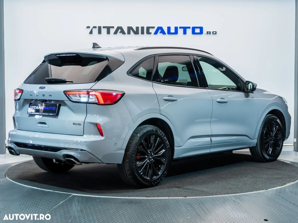 Ford Kuga 2.5 Duratec PHEV ST-LINE - 9