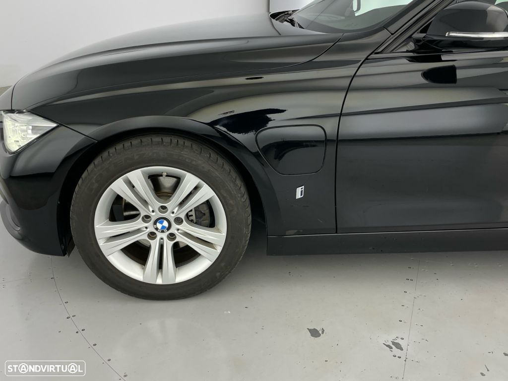 BMW 330 e iPerformance - 20