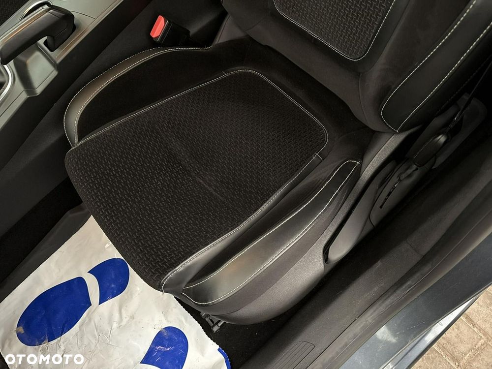 Renault Megane - 18