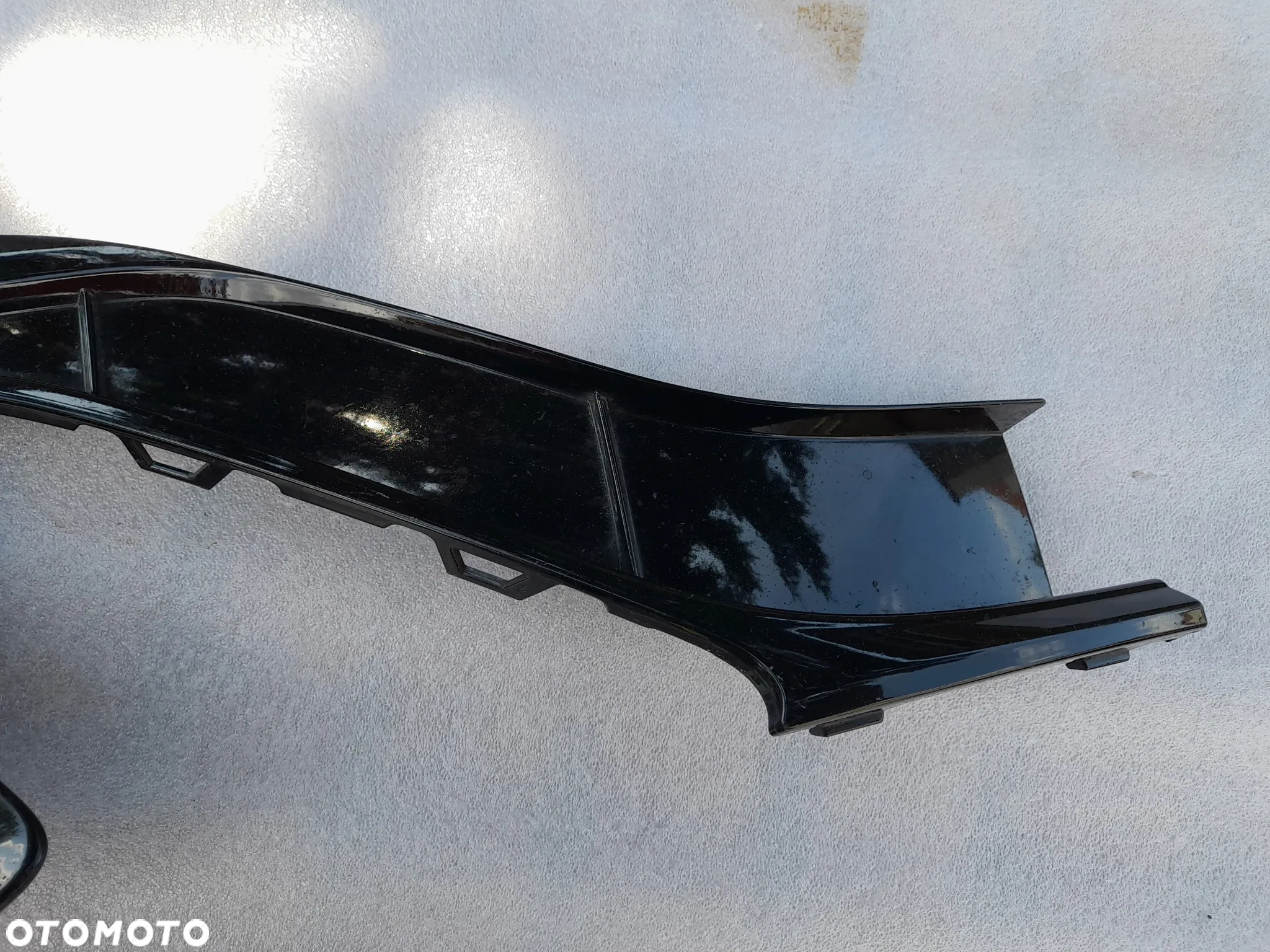 LEWA KRATKA CHROM ZDERZAKA VARTEON LIFT R-LINE  3G8853665E - 8