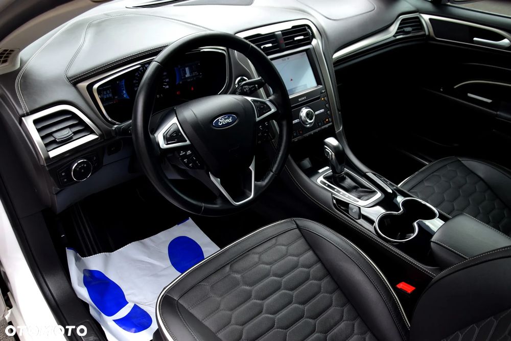 Ford Mondeo 2.0 Hybrid Vignale Plus - 16