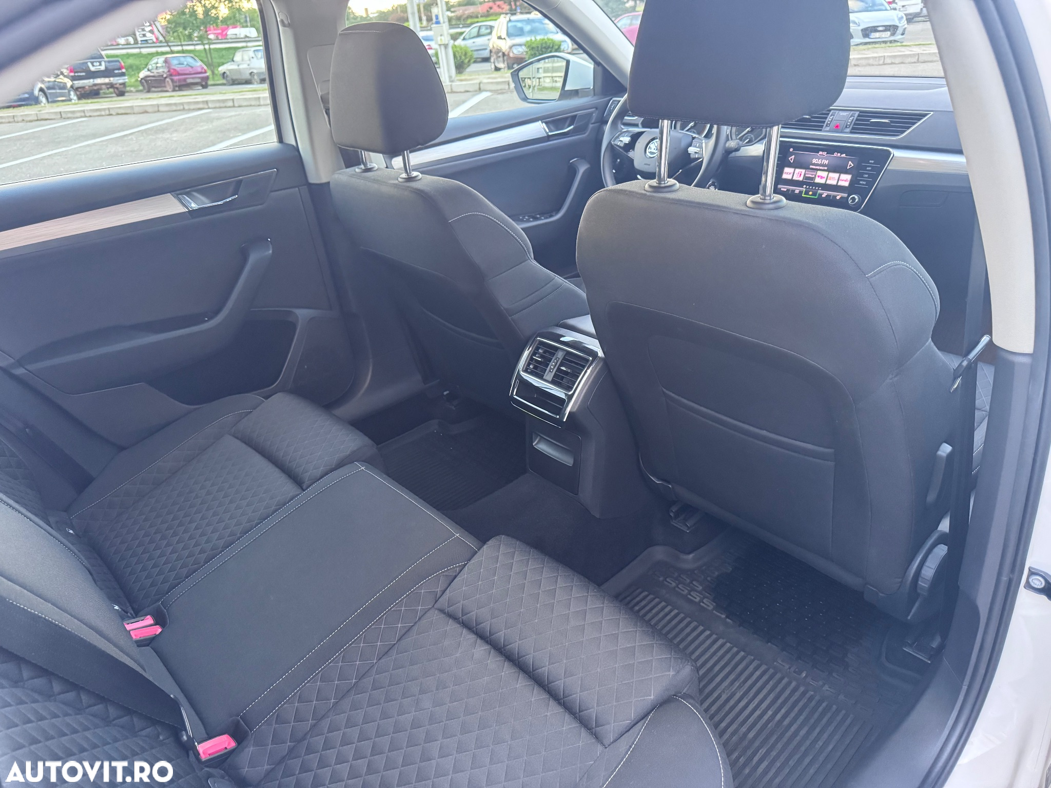 Skoda Superb 2.0 TDI Style - 12