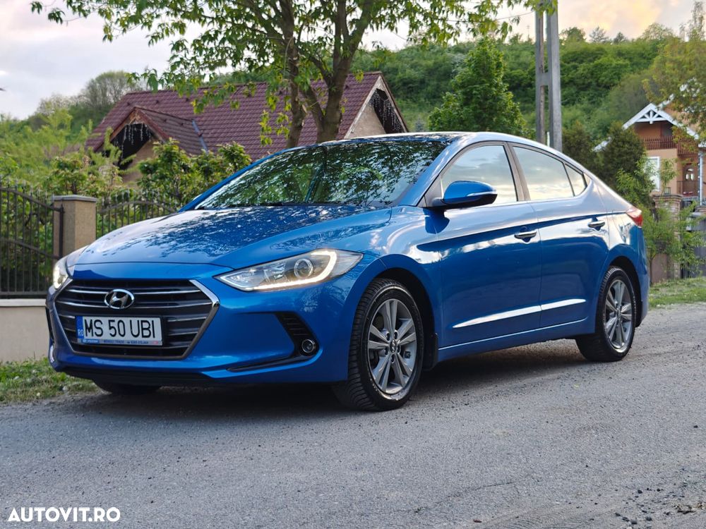 Hyundai Elantra 1.6 MPi Exclusive - 3