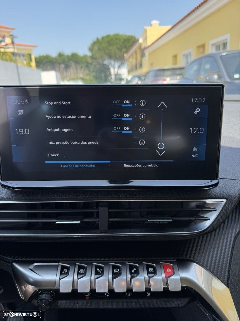 Peugeot 5008 1.2 PureTech Active Pack - 21