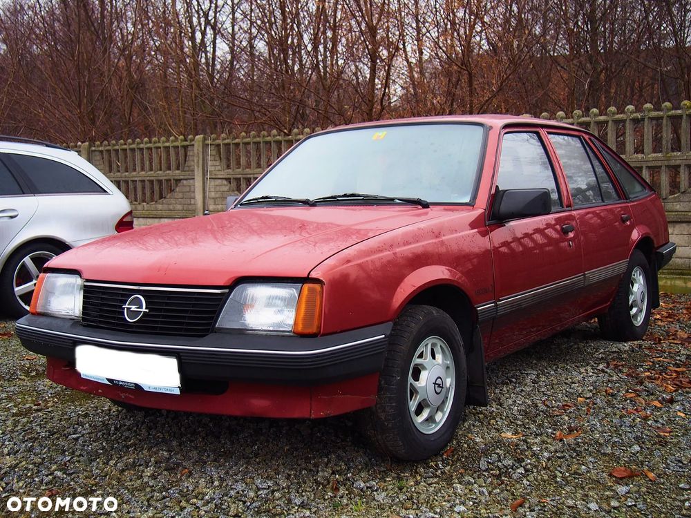 Opel Ascona 1.6 - 3