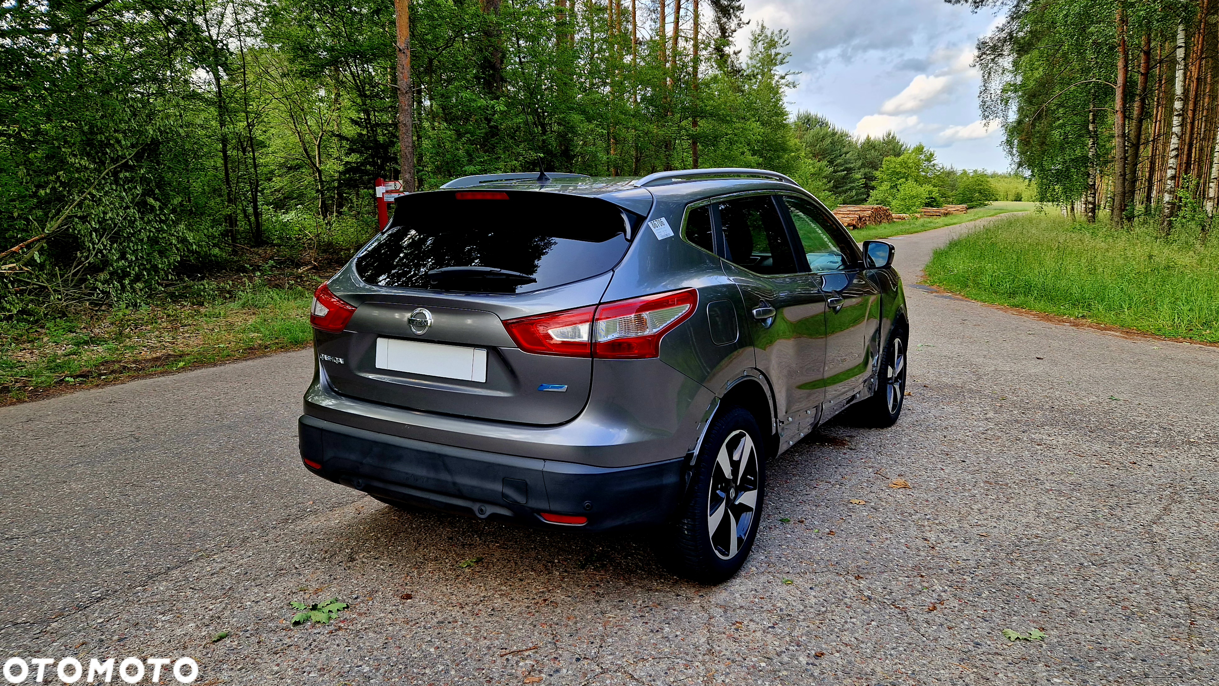 Nissan Qashqai 1.5 dCi Tekna - 28