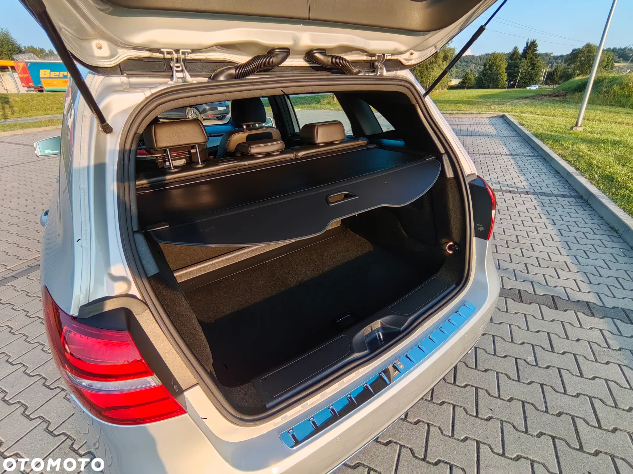 Mercedes-Benz Klasa B 200 7G-DCT Style - 17