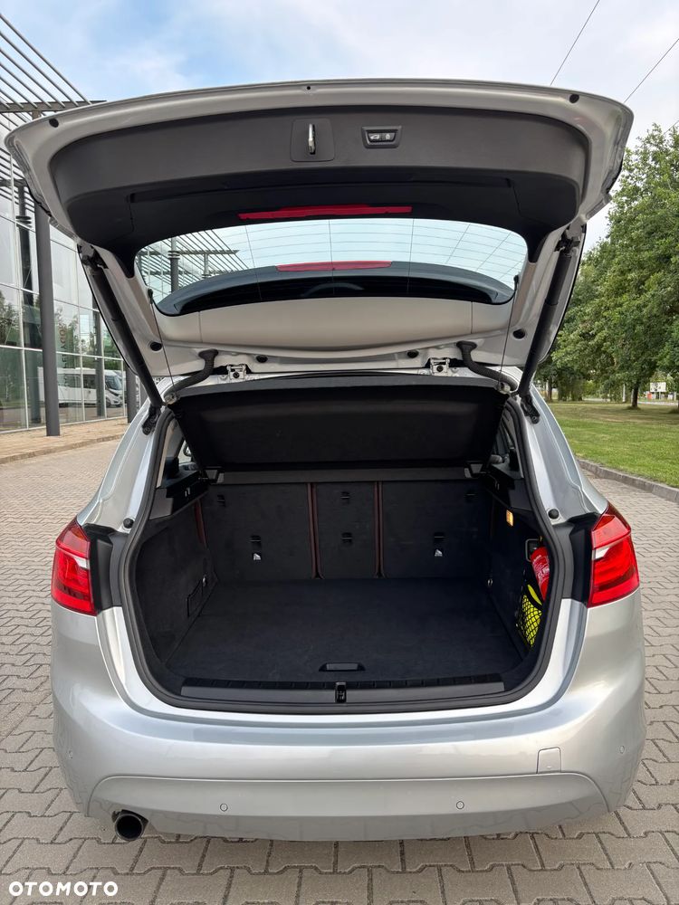 BMW Seria 2 218i - 20