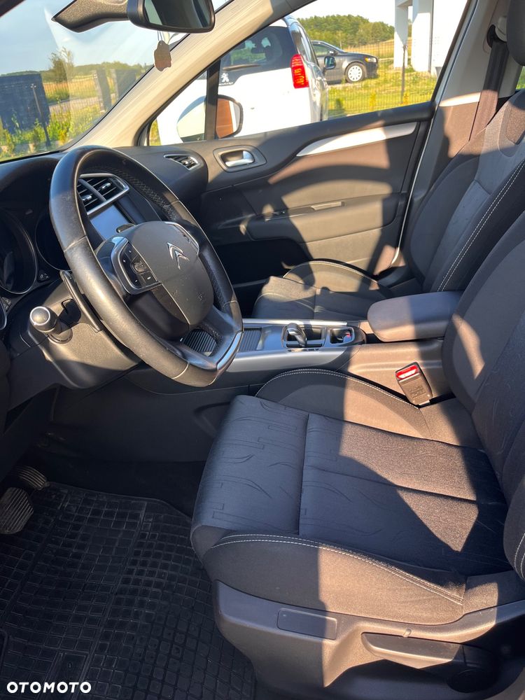 Citroën C4 e-HDi 110 EGS6 Stop/Start System Selection - 8