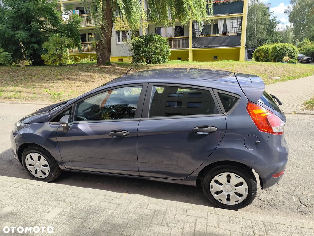 Ford Fiesta 1.25 Ambiente EU5 - 5