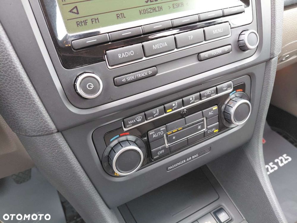 Volkswagen Golf - 21