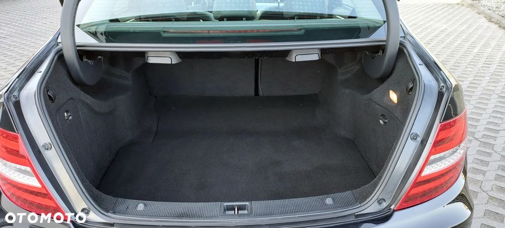 Mercedes-Benz Klasa C - 34