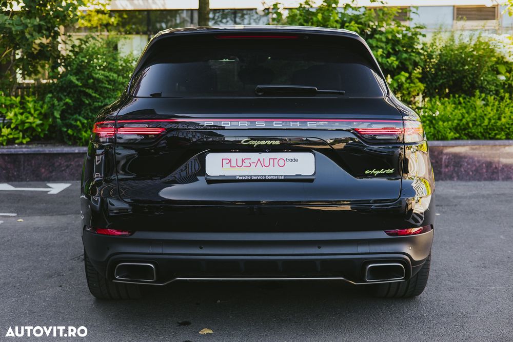 Porsche Cayenne - 10