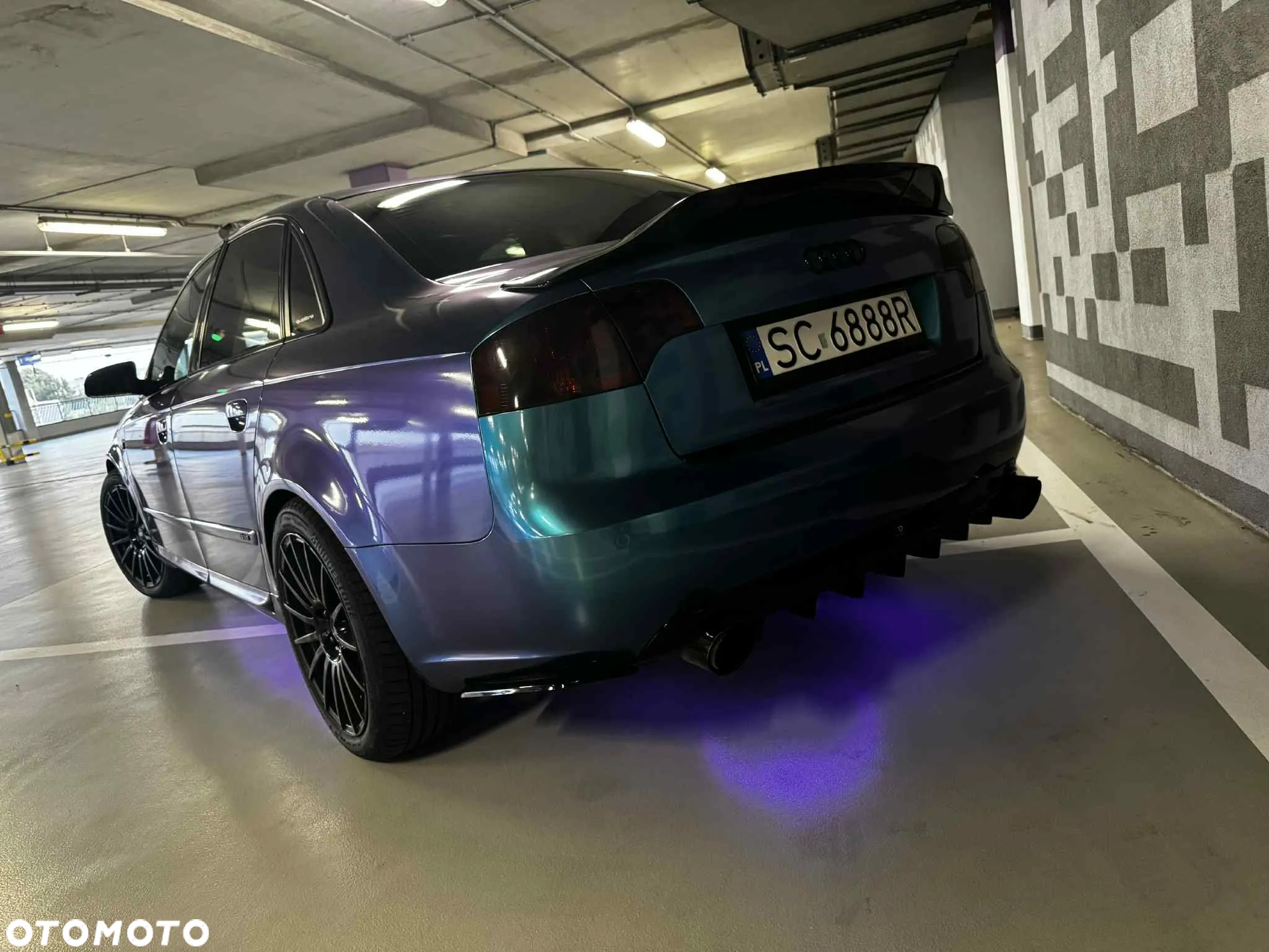 Audi A4 2.0T FSI Quattro - 9