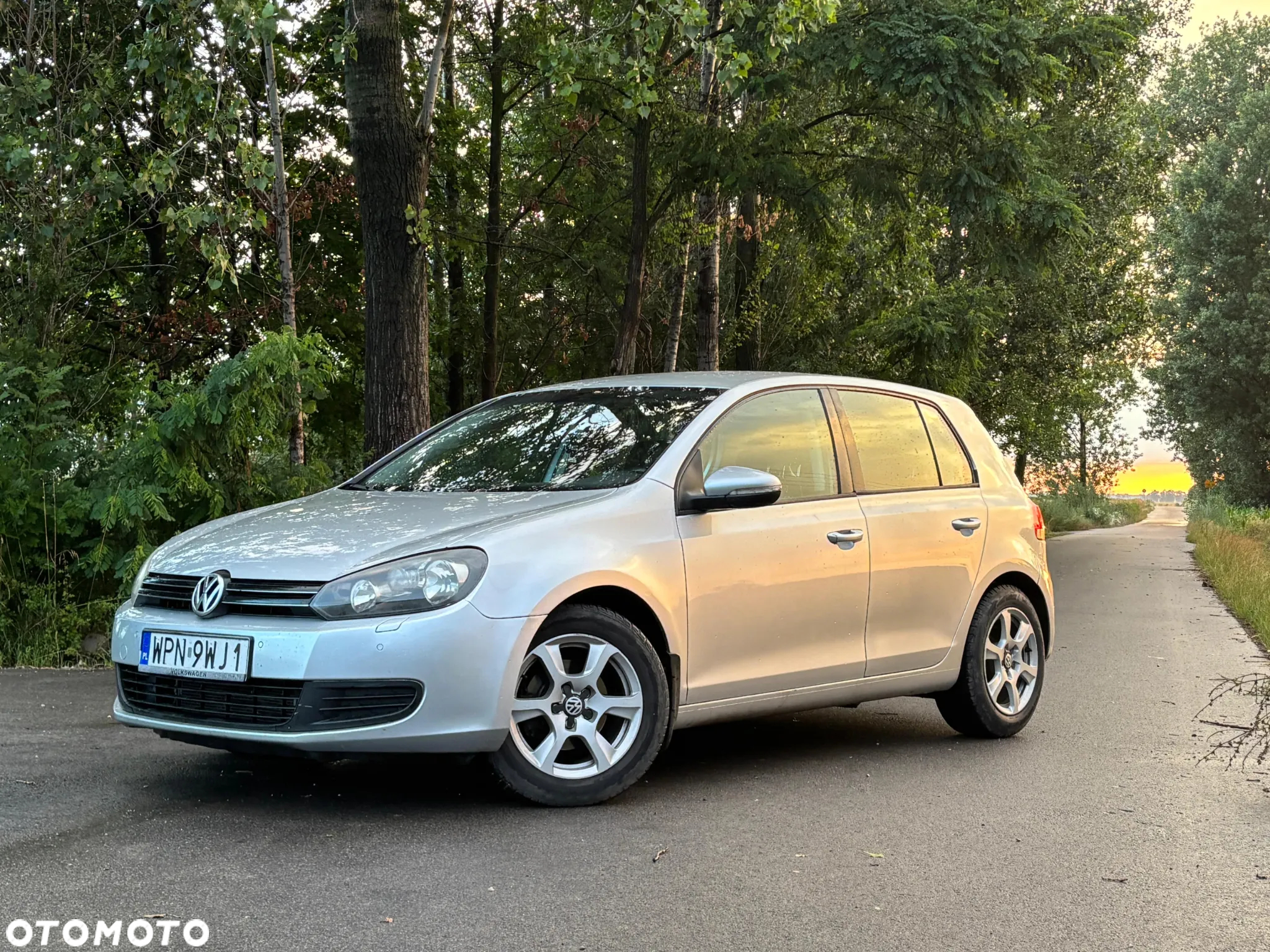 Volkswagen Golf VI 1.6 TDI Comfortline - 4