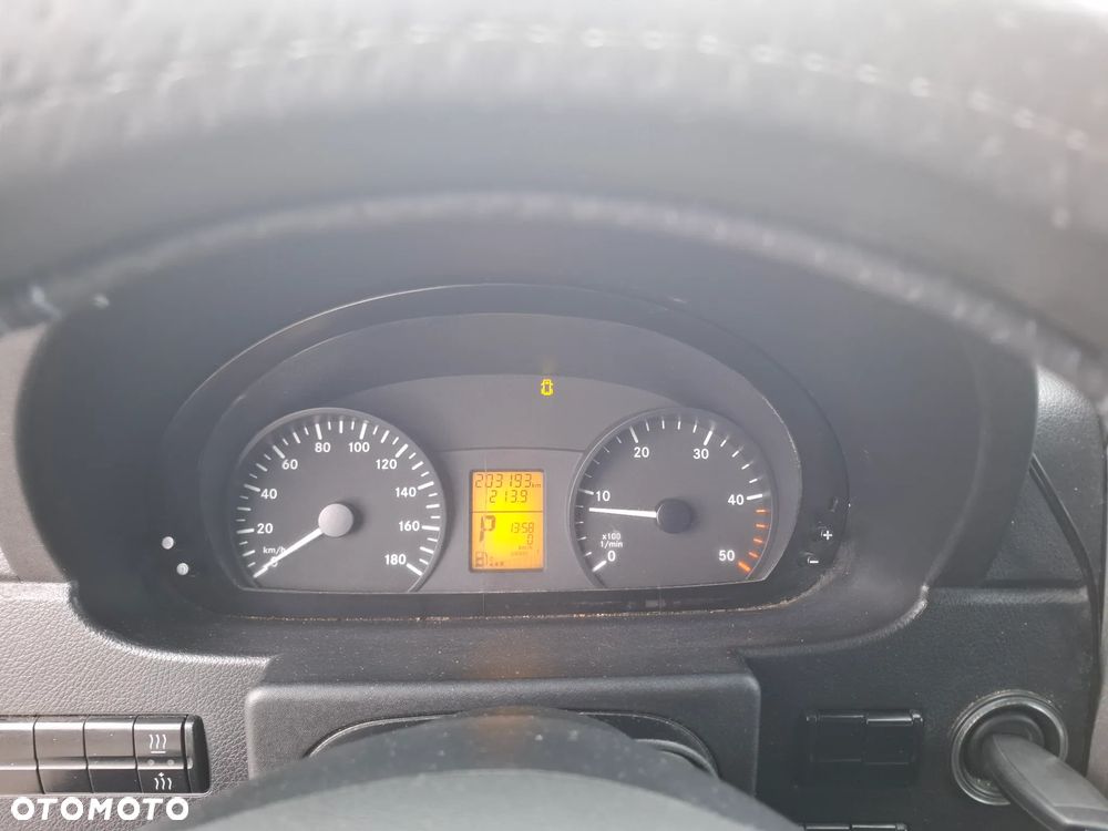 Mercedes-Benz SPRINTER - 12