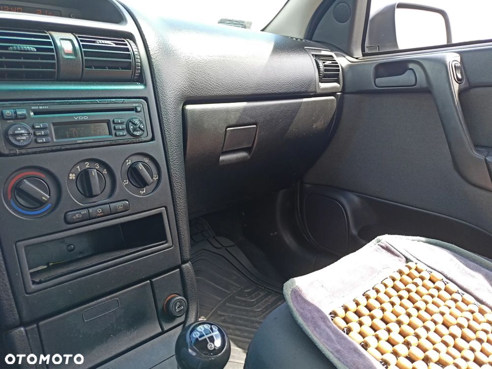 Opel Astra - 11