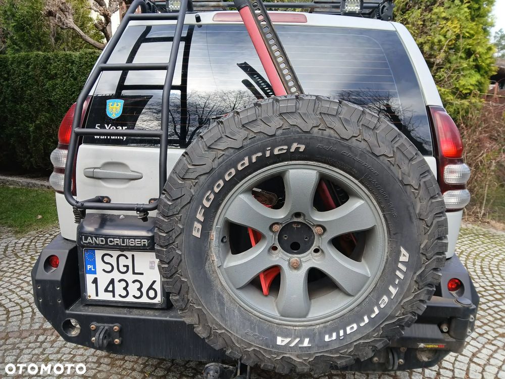 Toyota Land Cruiser - 3