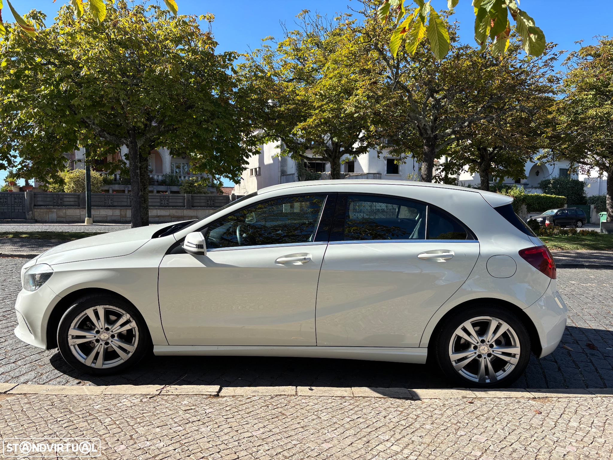 Mercedes-Benz A 160 d Aut. - 11