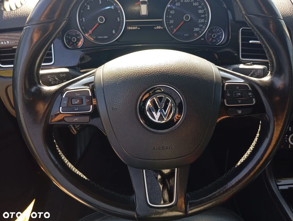 Volkswagen Touareg - 9