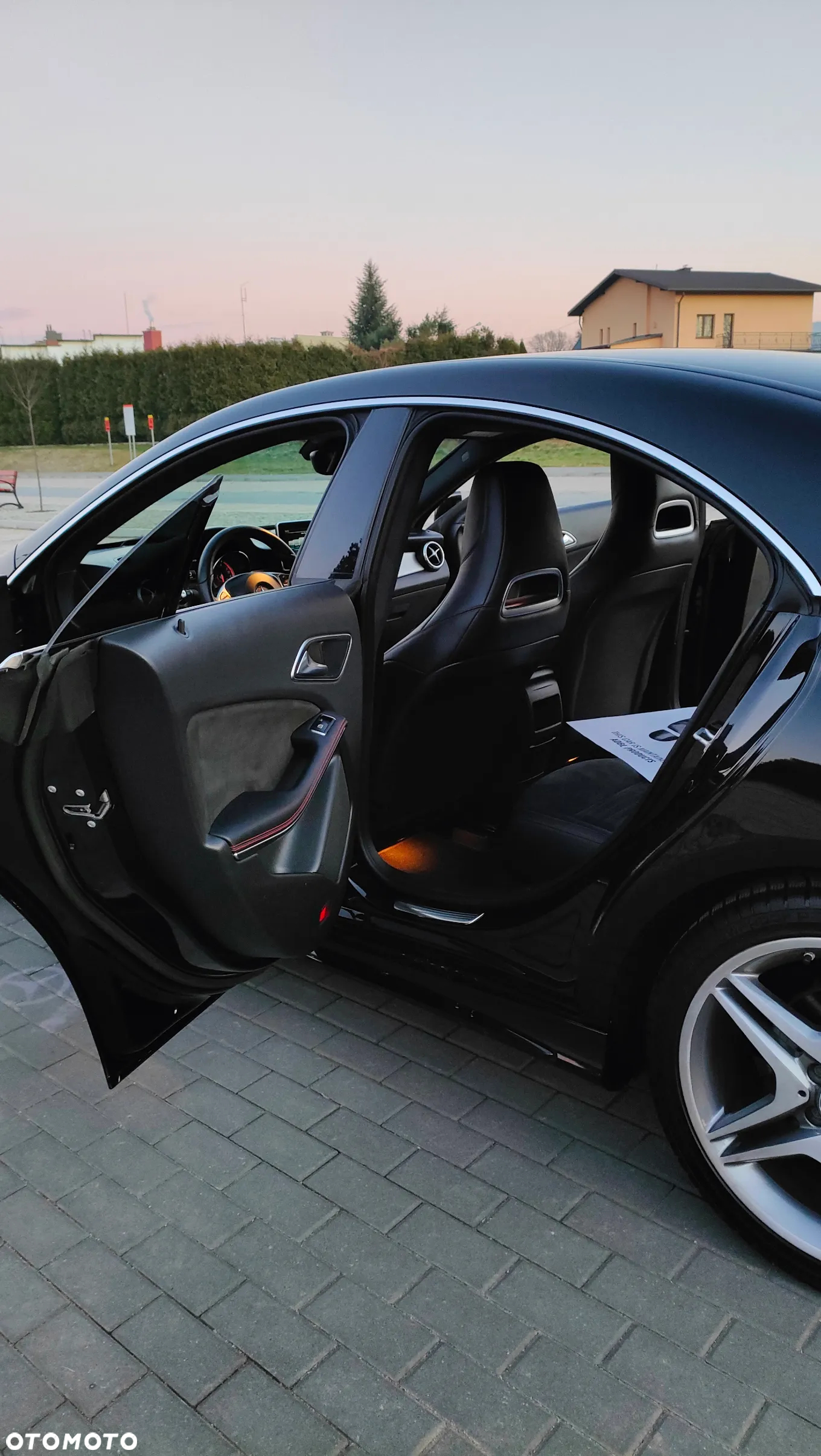 Mercedes-Benz CLA - 15