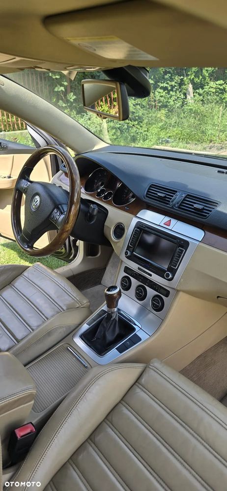 Volkswagen Passat 2.0 TDI 4Mot Highline - 5