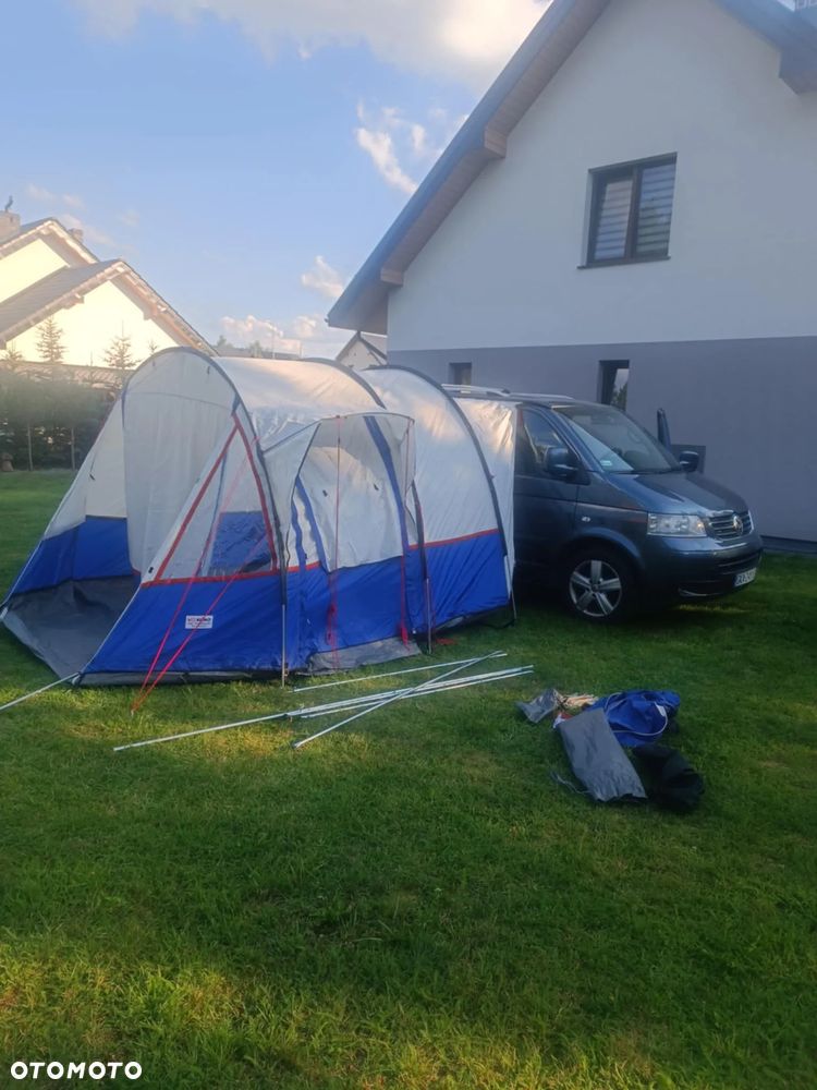 Volkswagen Caravelle - 16