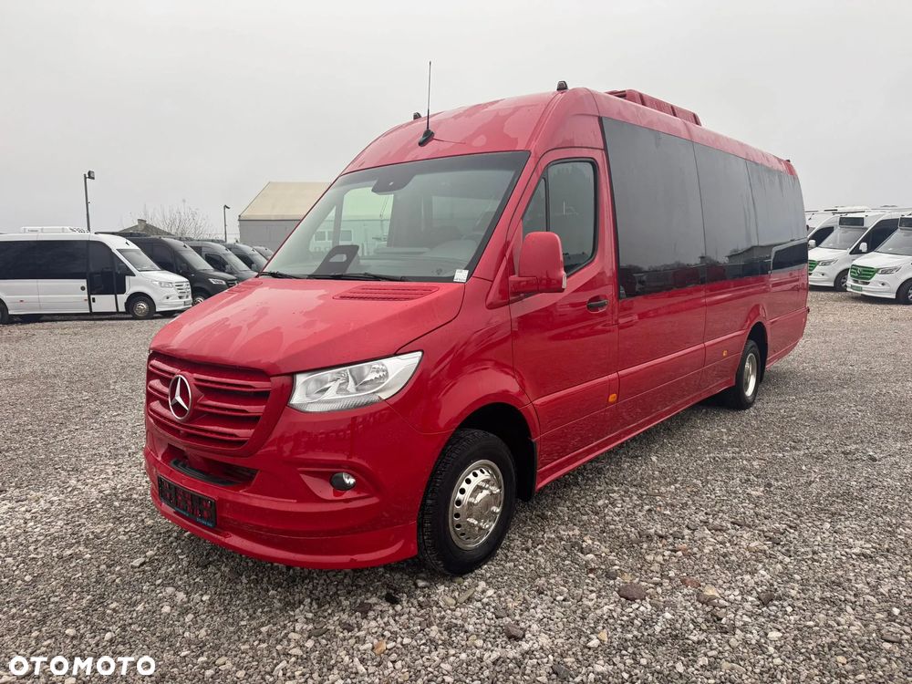 Mercedes-Benz Sprinter 517 - 11