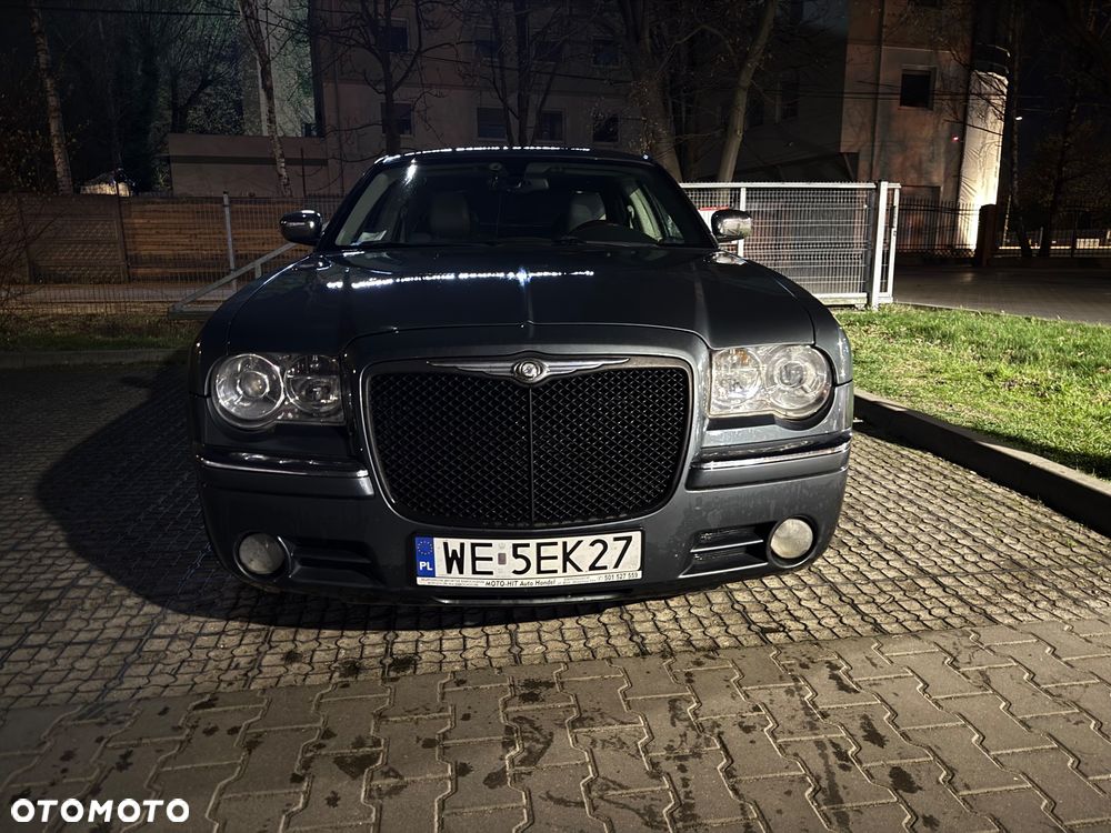 Chrysler 300C 5.7 V8 Hemi - 2