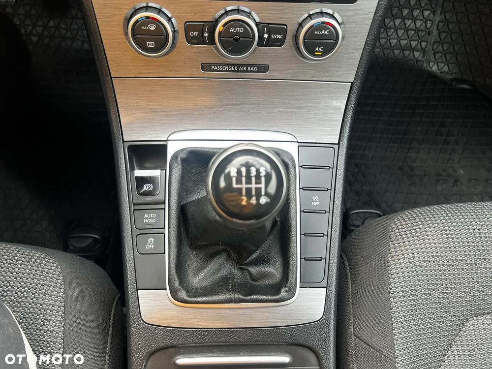 Volkswagen Passat Variant 2.0 TDI BlueMotion Technology Comfortline - 18