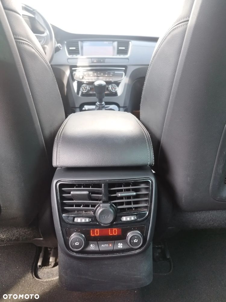 Peugeot 508 SW HDi FAP 140 Allure - 21