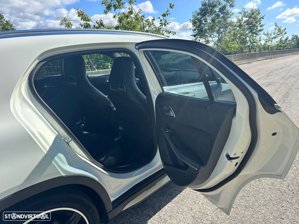 Mercedes-Benz GLA 200 CDI AMG Line - 15