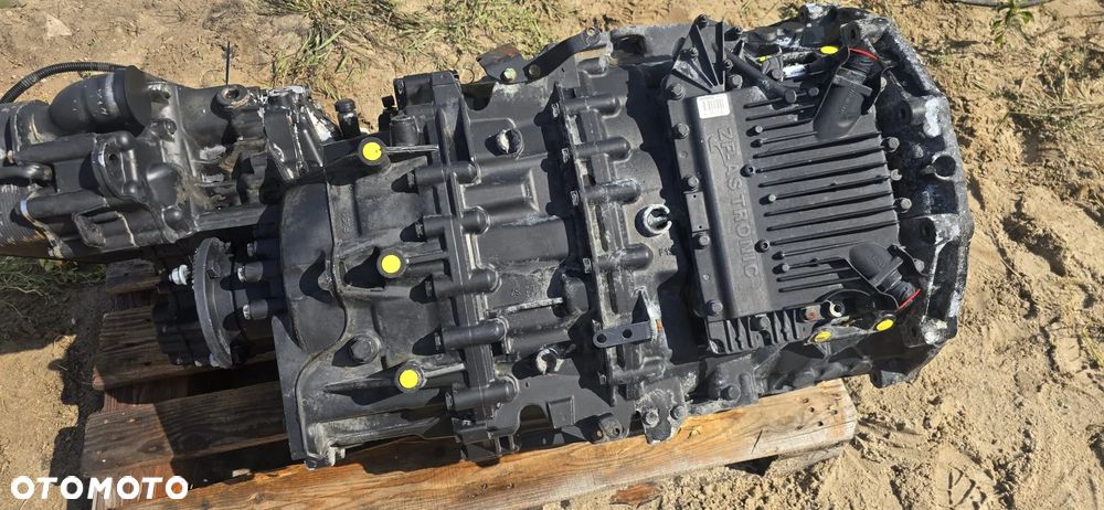 SKRZYNIA BIEGÓW Z RETARDEREM MAN KOMPLETNA SPRAWNAASTRONIC 12 AS233TD - - 2