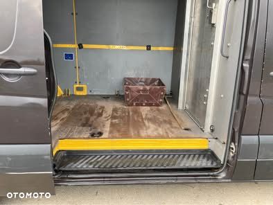 Mercedes-Benz Sprinter - 8