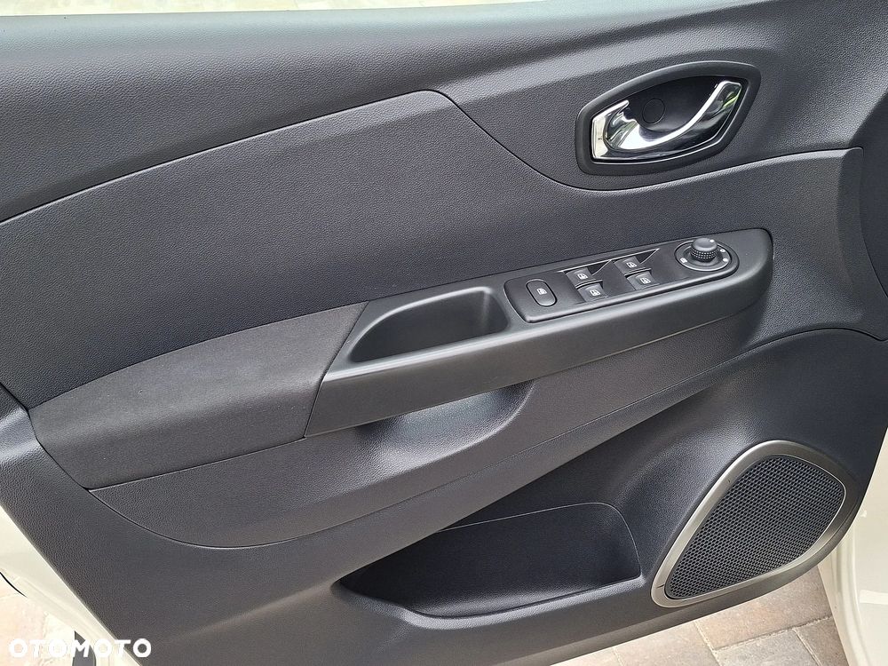 Renault Captur - 10