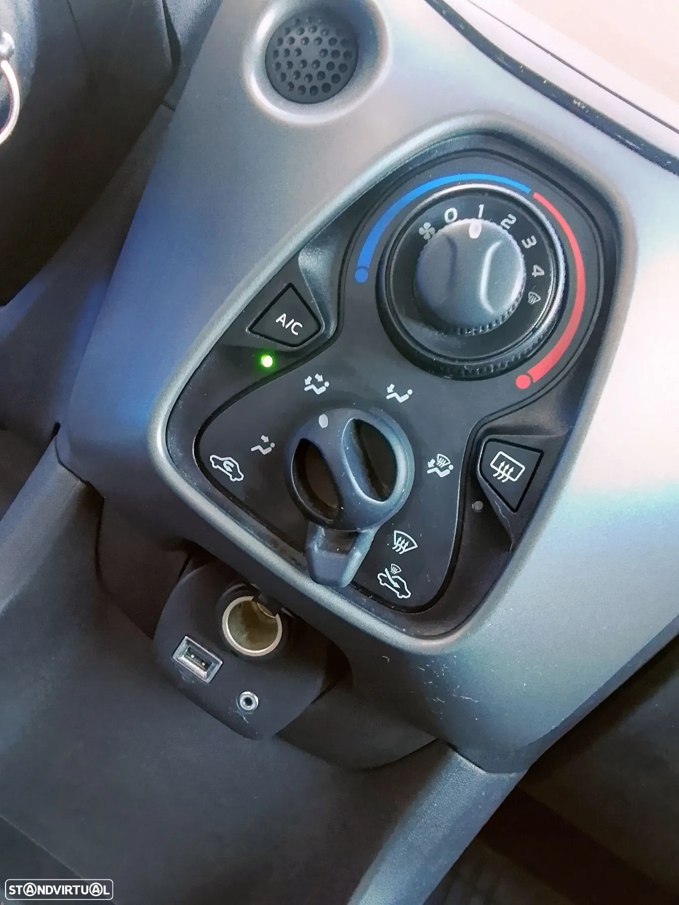 Toyota Aygo 1.0 X-Play+X-Touch - 13