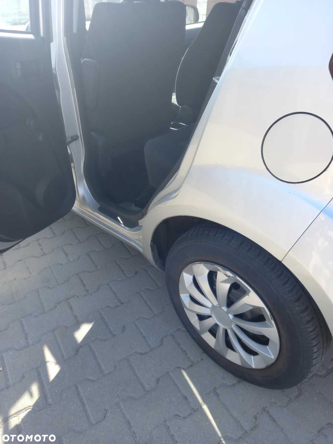 Suzuki Splash 1.0 Club - 12