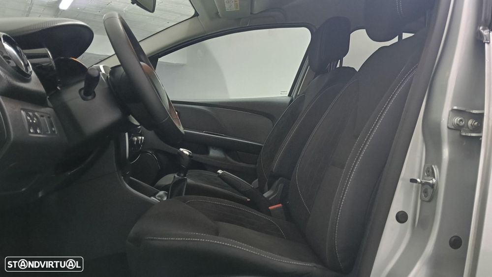 Renault Clio Sport Tourer 0.9 TCe Limited Edition - 18