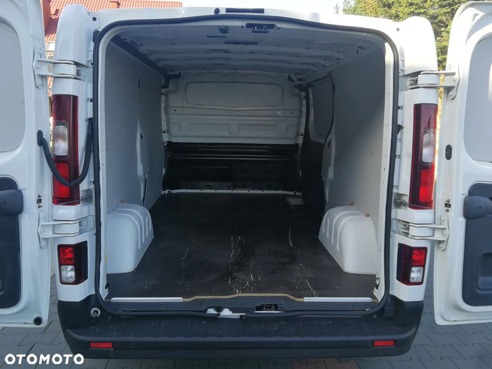 Renault Trafic - 10