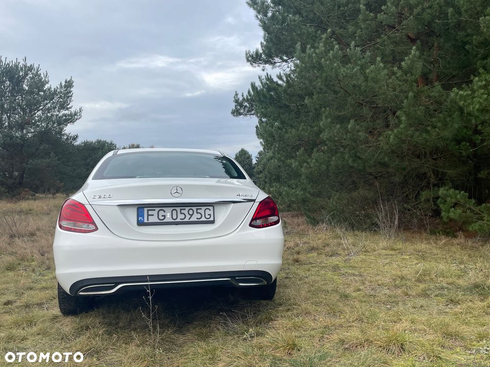 Mercedes-Benz Klasa C 200 4-Matic 7G-TRONIC - 4