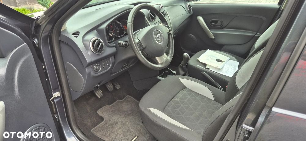 Dacia Sandero - 11