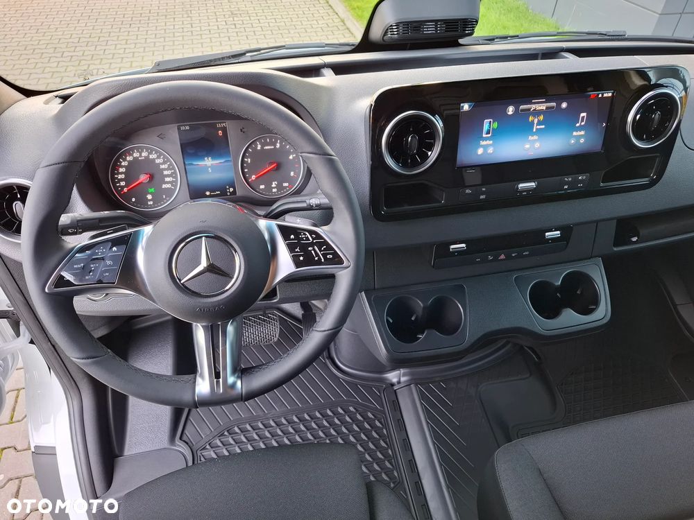 Mercedes-Benz Sprinter 319 CDI Furgon Ekstra Długi 4325+mm - 22